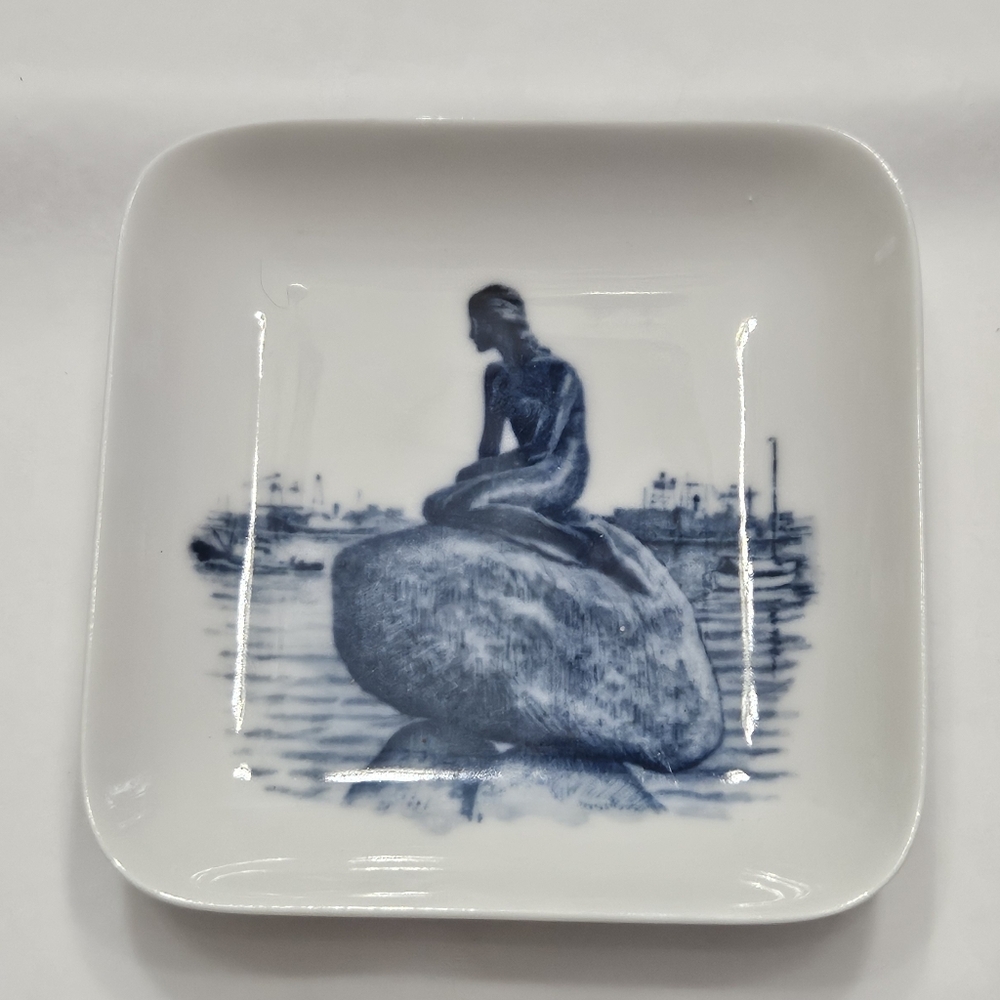 Vintage, Royal Copenhagen Trinket Dish.